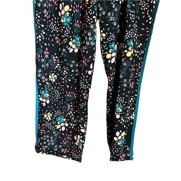 Lulus black boho blooms pants. Size M - Picture 8 of 10